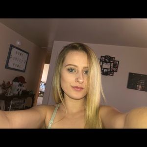 Meet your Posher, Breanna